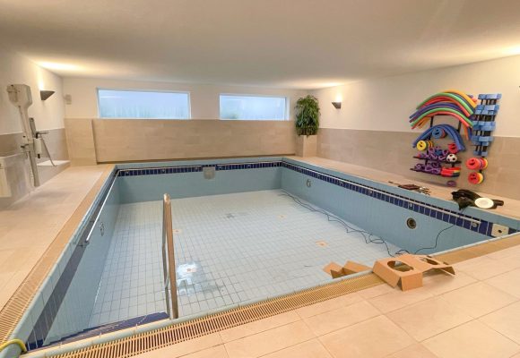 Bewegungsbad wegen Wartungsarbeiten geschlossen